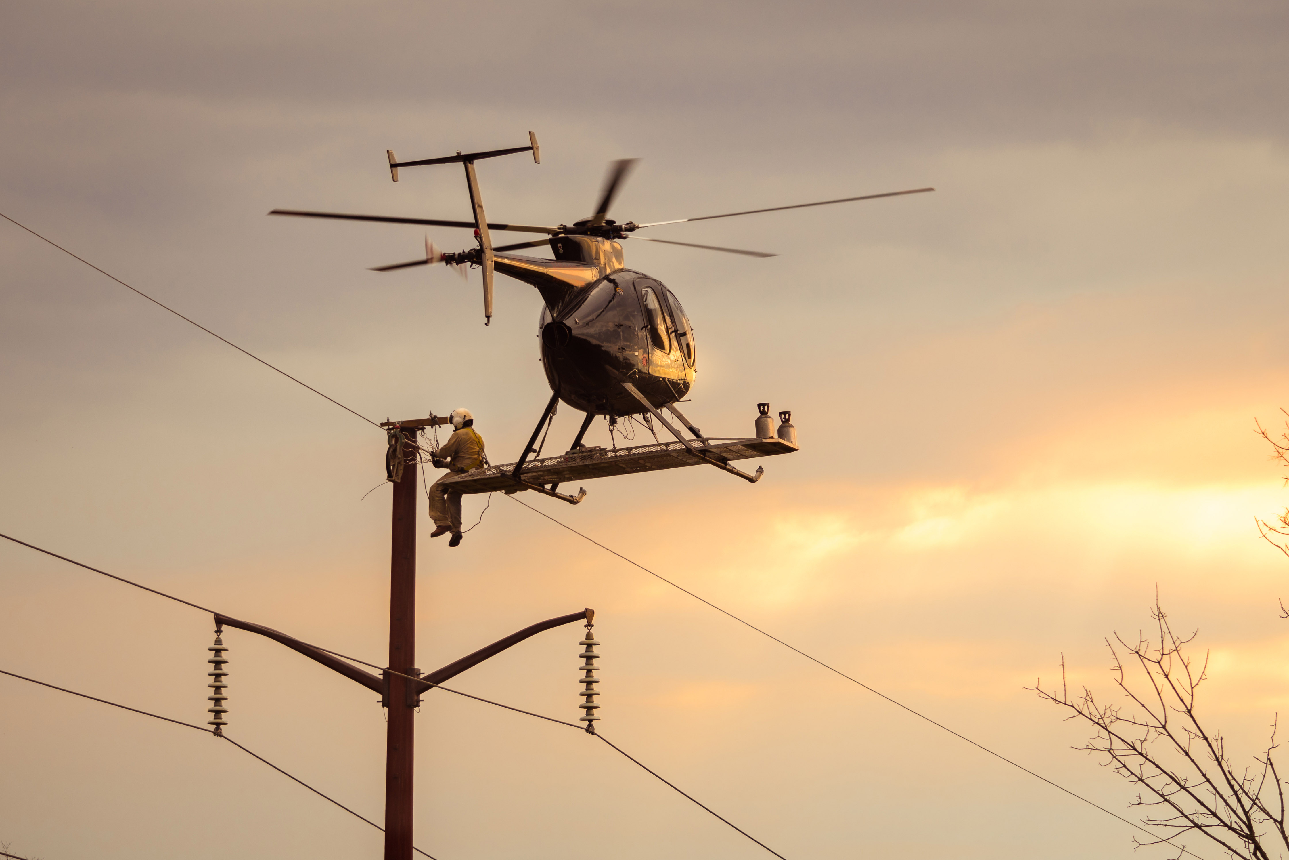 Sacramento Helicopter Pole Setting